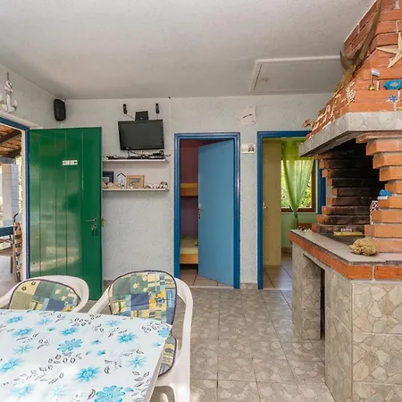 House Pepermint Pašman
